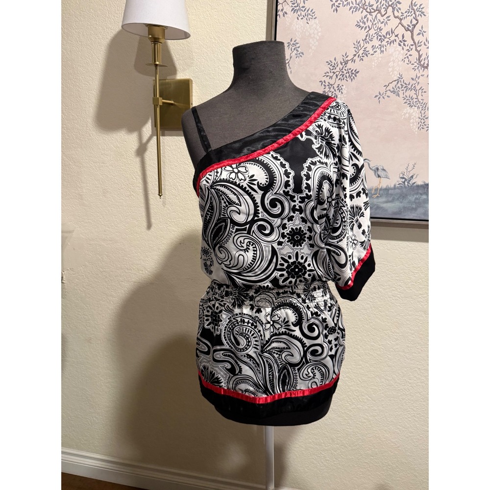 A. Byer Y2K One Shoulder Paisley Top Black White Red Satin Smocked Blouse M